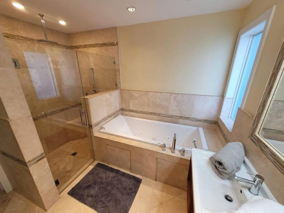 #1 Fort Lauderdale House - Heated Salt Water Pool - Private Oasis-Updated Gorgeous 3Br 3Ba - Las Olas Экстерьер фото