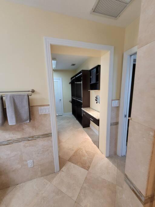 #1 Fort Lauderdale House - Heated Salt Water Pool - Private Oasis-Updated Gorgeous 3Br 3Ba - Las Olas Экстерьер фото